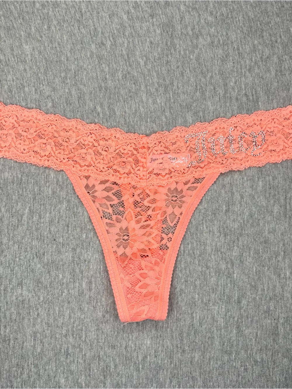 NWOT Peach lace juicy couture thong size large